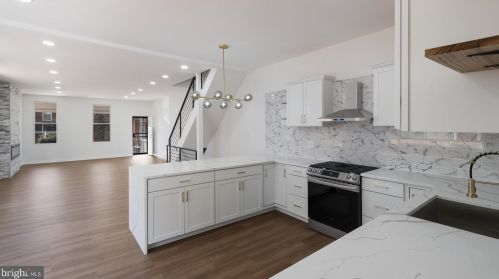 1731 Harrison St, Philadelphia PA  19124-2747 exterior