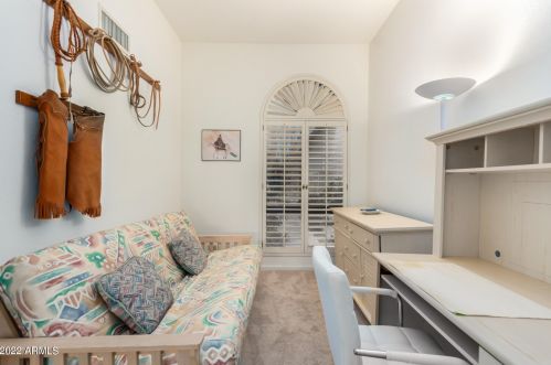 9418 51st St, Phoenix AZ 85044-2313 exterior