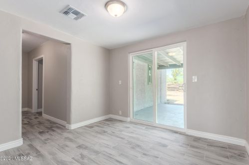 5817 Beverly St, Tucson AZ 85711-5141 exterior