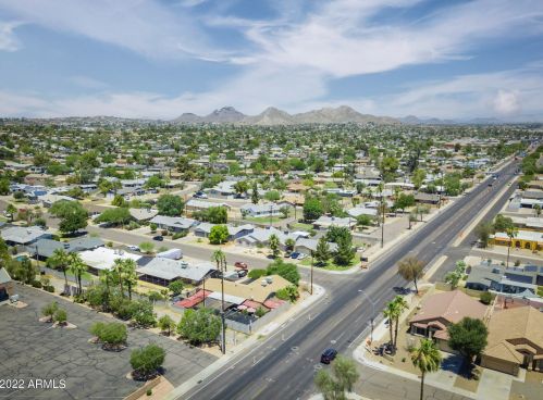 3128 Desert Cove Ave, Phoenix AZ  85029-4203 exterior