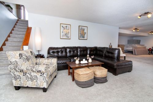 302 Mallard Dr, Holmen WI  54636-9796 exterior