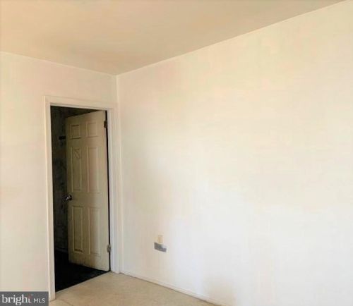 2113 28 St, Philadelphia PA 19145-2522 exterior