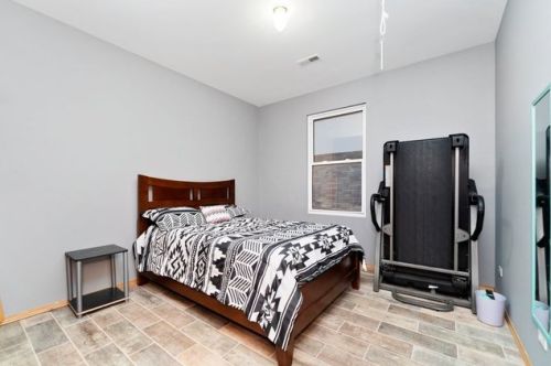 5309 30 Pl, Chicago IL 60616-2652 exterior