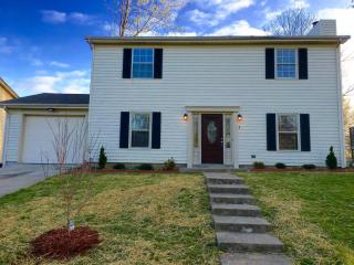 3824 Kittiwake Dr, Lexington, KY 40517-3834