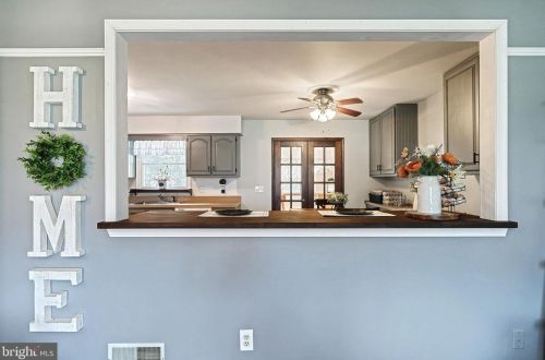 375 Basehoar School Rd, Littlestown PA 17340-9551 exterior