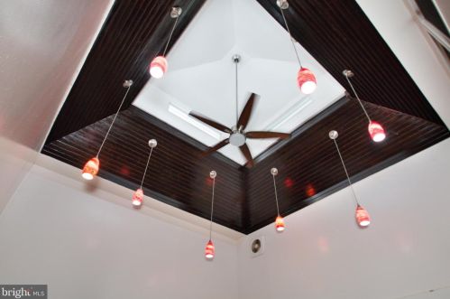 1144 4 St, Philadelphia PA 19133-3208 exterior