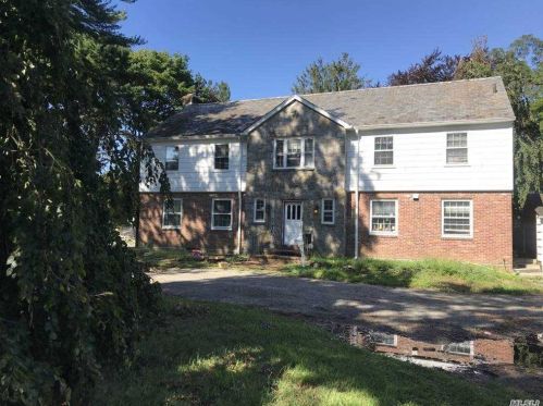 174 Phelps Ln, Babylon, NY 11703-4019