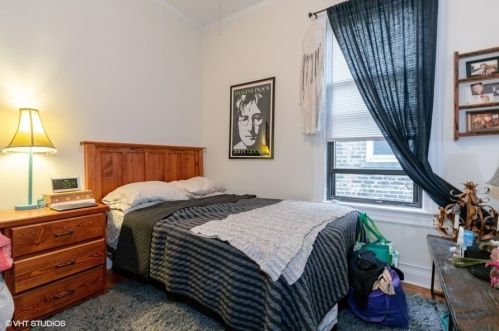 4410 Dover St, Chicago IL 60640-5529 exterior