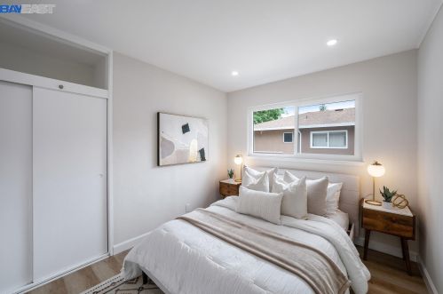 1143 Carey Dr, Concord CA 94520-4337 exterior