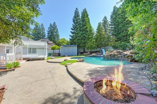 2327 Hartford Ct, Folsom CA 95762-5931 exterior