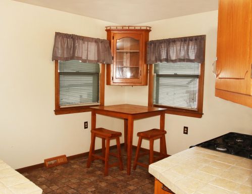 1638 Howard Ave, Milwaukee WI 53221-1928 exterior