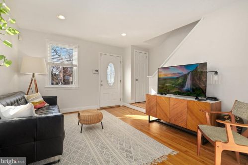 209 62nd St, Washington DC  20019-7933 exterior