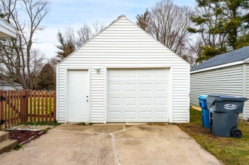 2303 Glendale Blvd, Kalamazoo MI  49004-1759 exterior