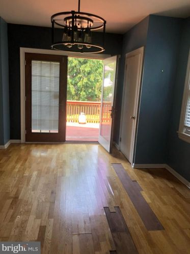 406 Elmwood Ave, Manor PA 19036-2327 exterior