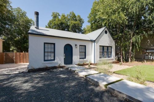 403 32nd St, Austin TX  78705-2407 exterior