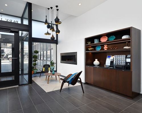 2472 Clark St, Chicago IL  60614-2718 exterior