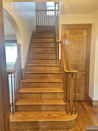 1248 Beaumont Ave, Teaneck NJ  07666-4901 exterior