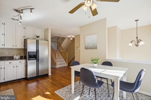 7027 Chesley Search Way, Alexandria VA 22315-4754 exterior