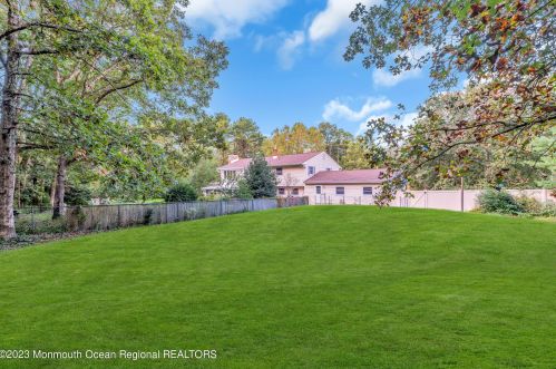 442 Frank Applegate Rd, Jackson Twp NJ 08527-2454 exterior