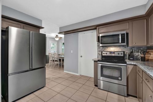 19507 Frst Fern Dr, Humble TX 77346-1960 exterior