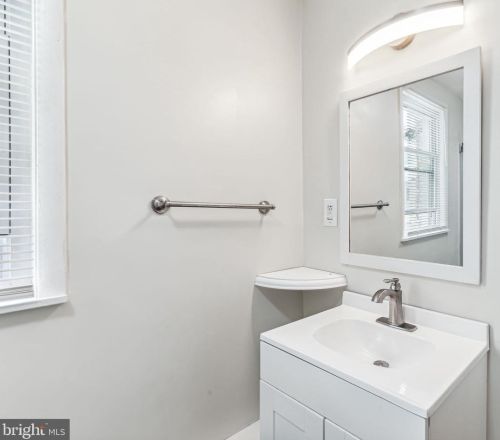 3056 Livingston St, Philadelphia PA 19134-5039 exterior