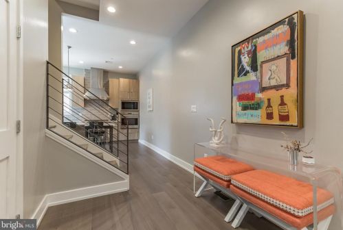 307 Green St, Philadelphia PA 19130-3914 exterior