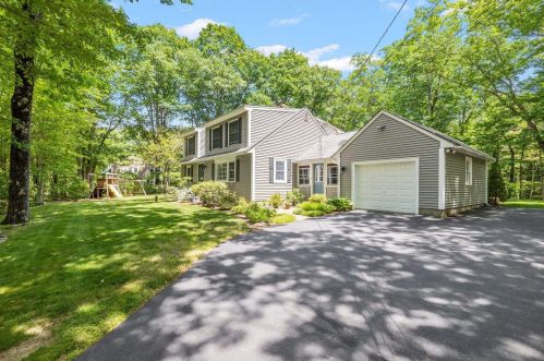 19 Ridgewood Ln, Concord, NH 03304-3036