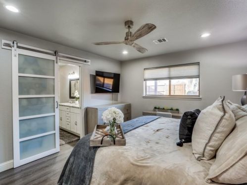 3225 Chapel Downs Dr, Dallas TX 75229-5834 exterior