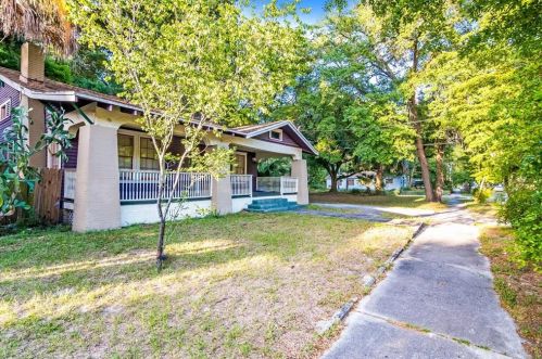916 23rd Ave, Tampa, FL 33605-1724