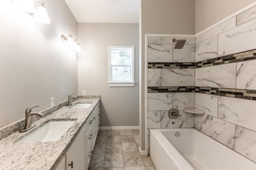 146 Arizona Ln, Huntsville TX 77320-1615 exterior