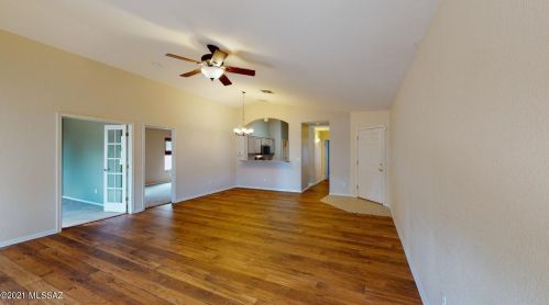 8116 Lakeside Pkwy, Tucson, AZ 85710-8531