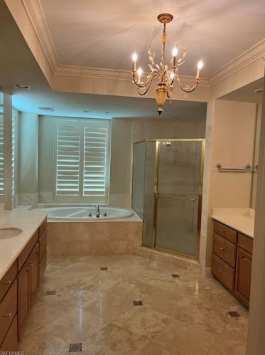 285 Grande Way, Naples FL 34110-6420 exterior