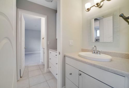 3997 5 Ave, Boca Raton FL 33432-6073 exterior