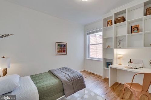 145 U St, Washington DC 20001-2338 exterior