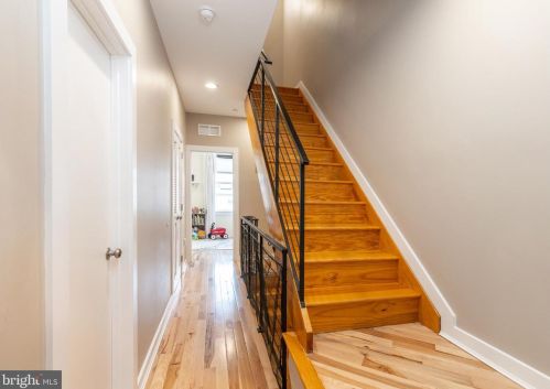 1311 Bouvier St, Philadelphia PA  19146-4702 exterior