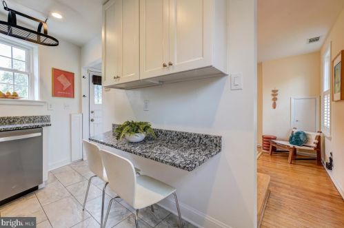 1225 C St, Washington DC 20003-1806 exterior