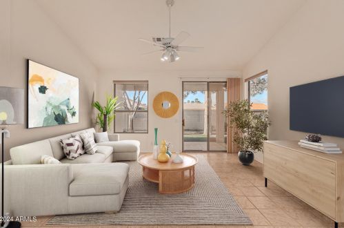 9717 Holiday Way, Chandler AZ 85248-6019 exterior