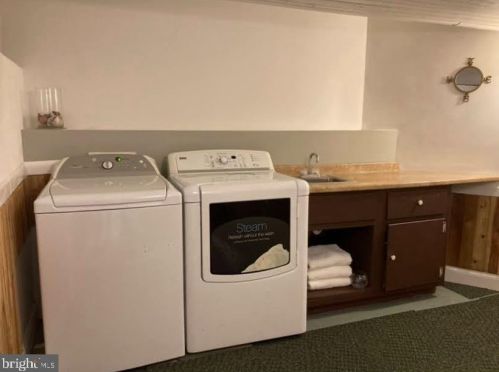 12 Bryn Mawr Pl, Media PA 19063-5335 exterior