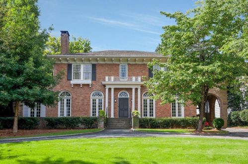 271 15th St, Atlanta, GA 30318-7805