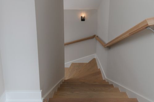 7810 Cressett Dr, Chicago IL  60707-1344 exterior