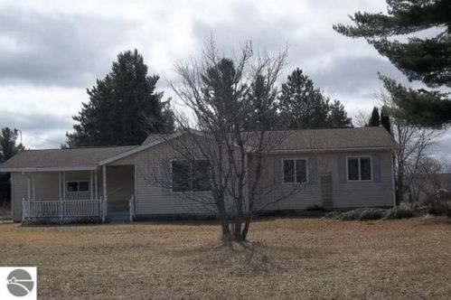 6901 North St, Hale MI  exterior