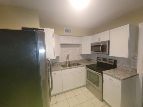 3005 26th Ave, Tampa FL  33605-1438 exterior