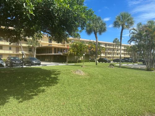 9355 8th St, Boca Raton FL  33428-6800 exterior