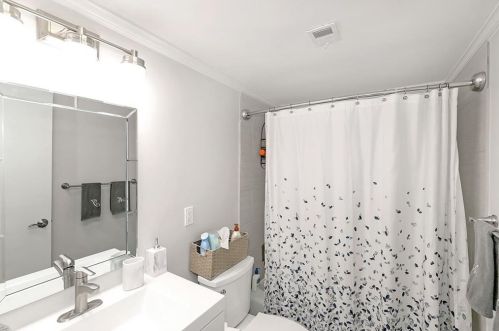 161 Lablanc Way, Atlanta GA  30327-1082 exterior