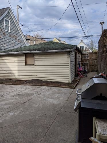 2451 Monticello Ave, Chicago IL 60618-6617 exterior