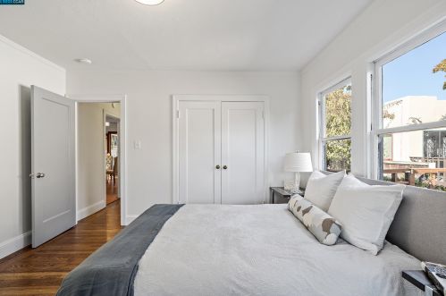 1368 Hopkins St, Berkeley CA 94707-2634 exterior