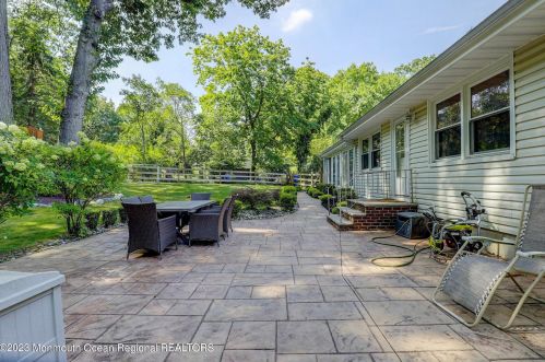 34 Iler Dr, Middletown NJ 07748-3323 exterior