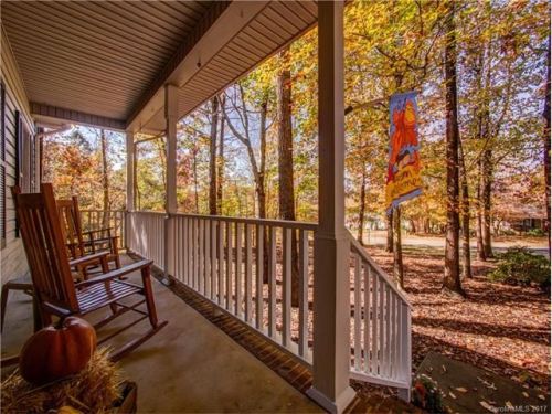 155 Levo Dr, Bells Cross Roads, NC 28166-9766