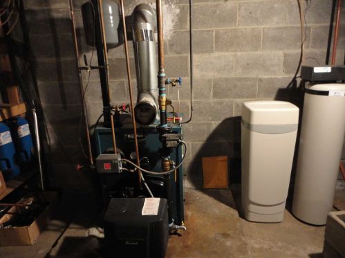 1 Schyler Dr, Poughkeepsie NY 12603 exterior