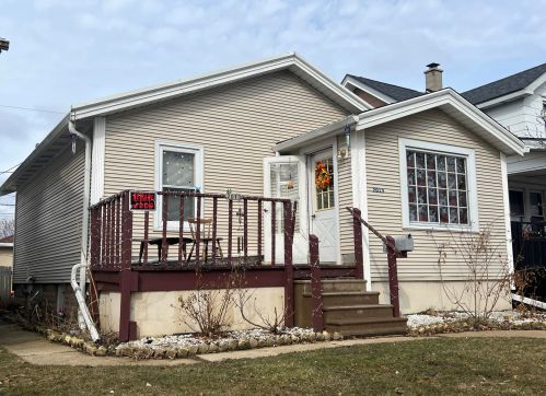 2013 70, Milwaukee WI 53213-1947 exterior